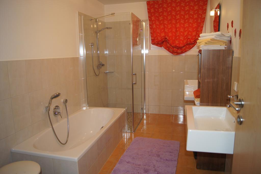 קפרון Appartement Felix מראה חיצוני תמונה